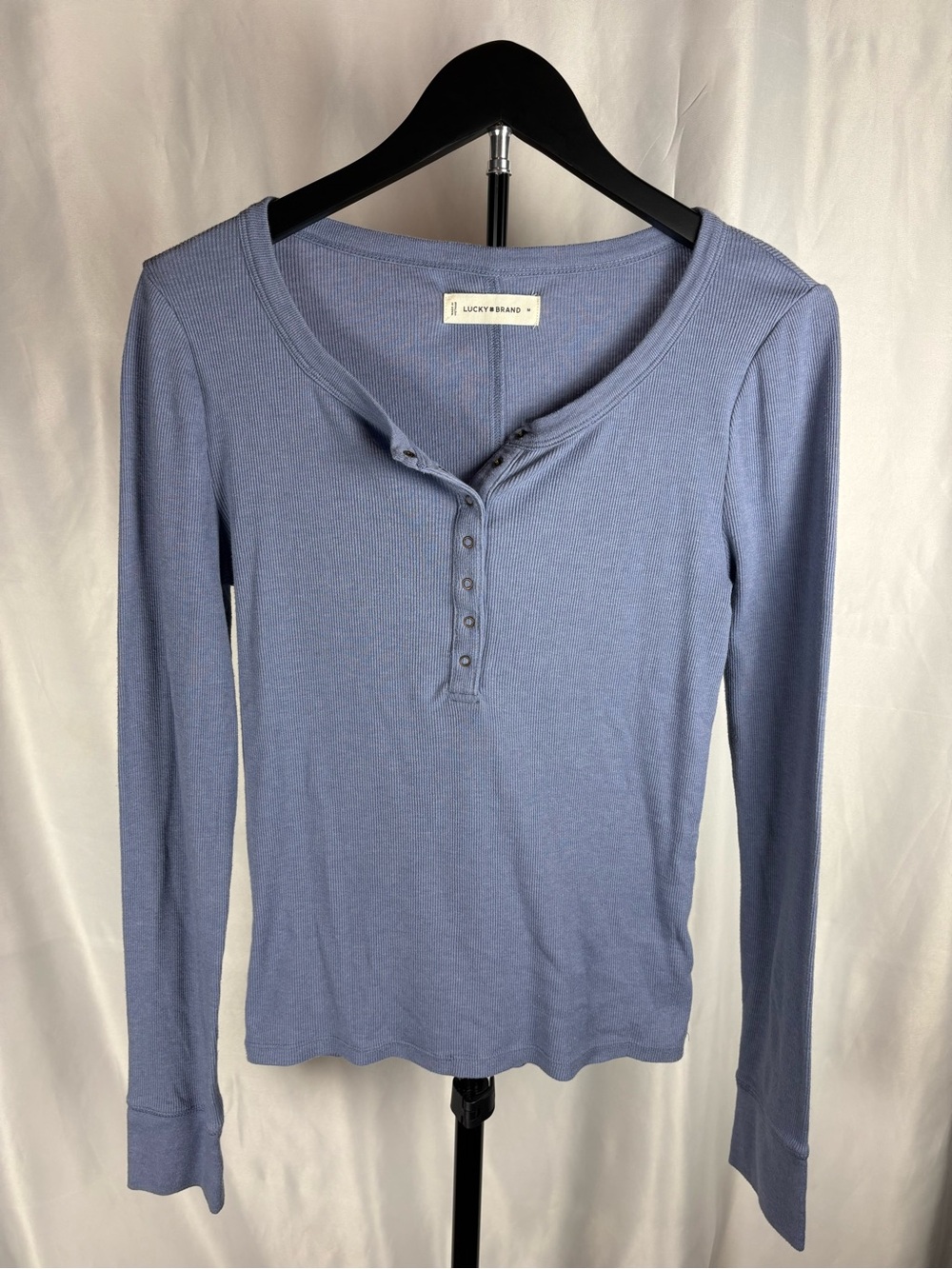 Lucky Brand Women’s M Blue Ribbed Henley Long Sleeve Top Snap Button